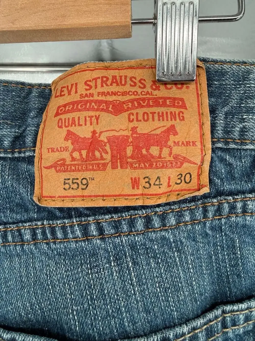 Levis levi 559